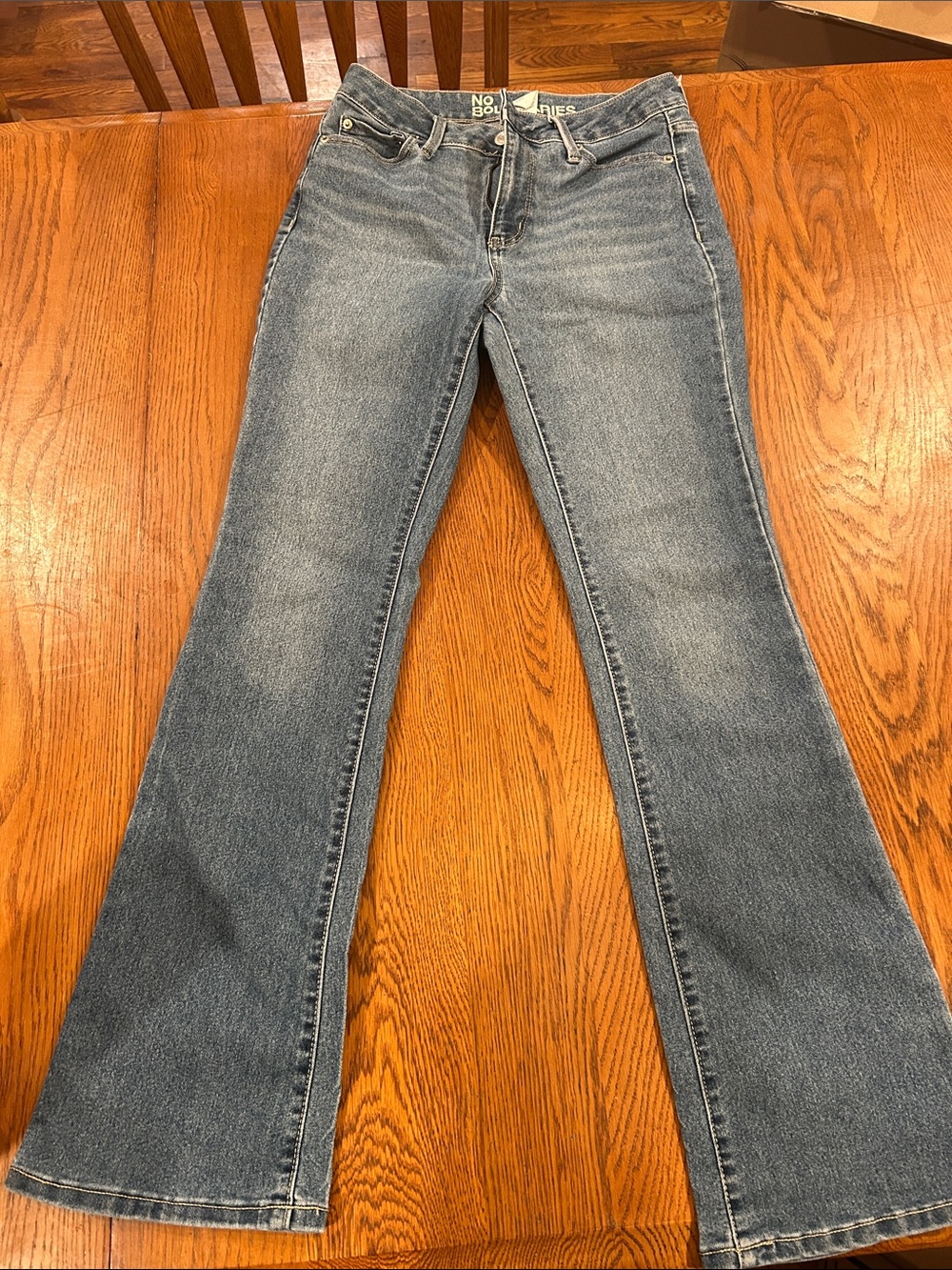 Women’s Blue Flared Jeans - No Boundaries